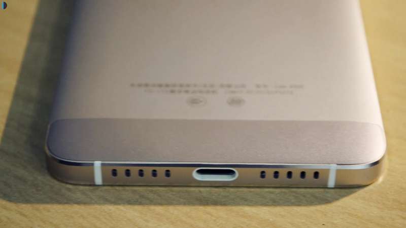 le tv usb type c port