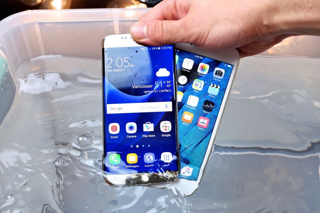 galaxy s7 active fails waterproof test