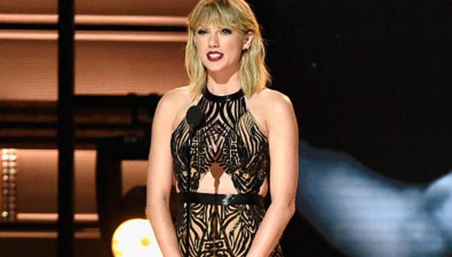 taylor-swift-cma