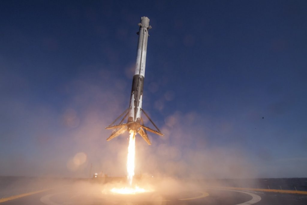 SpaceX saves 50 percent on re-using the Falcon 9